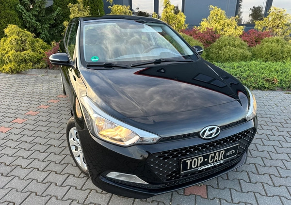 Hyundai i20 cena 32999 przebieg: 138193, rok produkcji 2017 z Warka małe 704